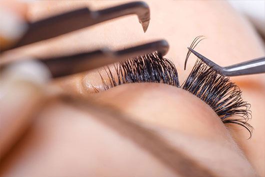 Picture of Volume Eyelash Certificate Training